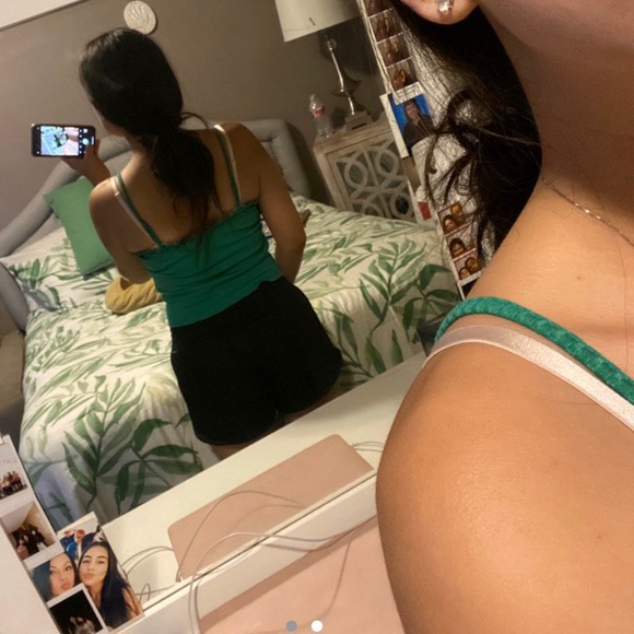 Forever 22 green top - Picture 2 of 2